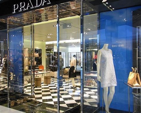 prada spaccio montevarchi|PRADA OUTLET: Tutto quello che c'è da sapere .